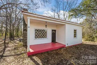 511 E Trade Street, Dallas, NC 28034 - Photo 2