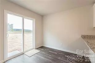 8023 Derby Woods Ln, Charlotte, NC 28214 - Photo 8