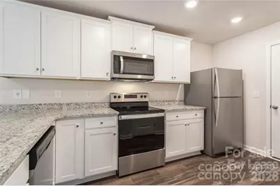 8023 Derby Woods Lane, Charlotte, NC 28214 - Photo 10