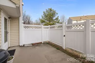 14062 Singleleaf Lane, Charlotte, NC 28278 - Photo 32