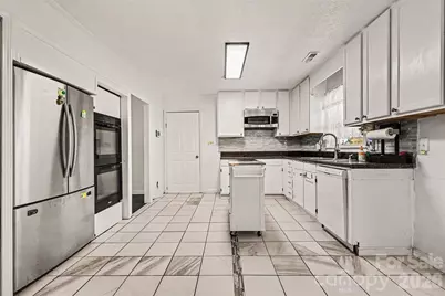 4831 Dogwood Place, Charlotte, NC 28212 - Photo 16