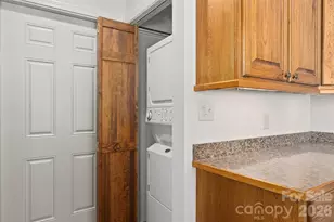 100 Meadowind Ct, Waynesville, NC 28786 - Photo 12