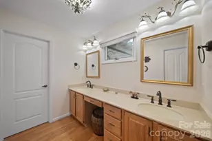 5 Governors Dr, Hendersonville, NC 28791 - Photo 20