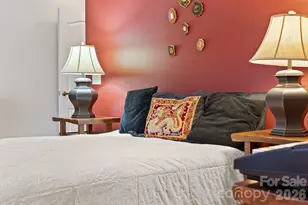 5 Governors Dr, Hendersonville, NC 28791 - Photo 18