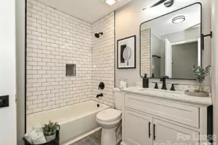 6455 Tivoli Ct, Charlotte, NC 28211 - Photo 20