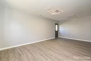 6455 Tivoli Ct, Charlotte, NC 28211 - Photo 12