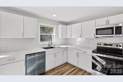 1780 NE 23rd Avenue Lane NE, Hickory, NC 28601 - Photo 8