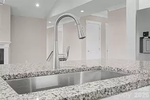 2069 Landry Ln, Rock Hill, SC 29732 - Photo 10