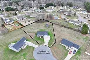 3062 Brody Ln, Maiden, NC 28650 - Photo 2