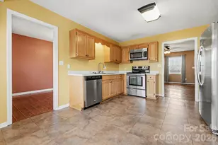 1976 McIlwain Rd, Lancaster, SC 29720 - Photo 4