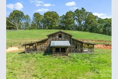 99 Quill Ammons Hollow, Marshall, NC 28753 - Photo 10