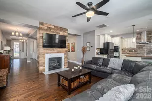 1819 Chesterfield Dr, Belmont, NC 28012 - Photo 12