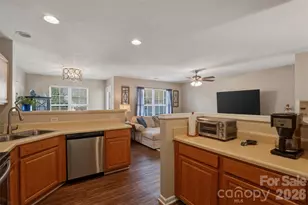 2262 Hanover Ct, Fort Mill, SC 29707 - Photo 8