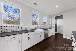 2613 Statesville Ave, Charlotte, NC 28206 - Photo 10