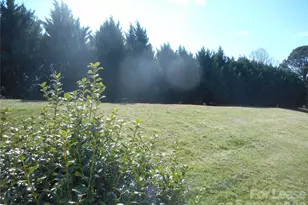 8235 Circle Tree Ln, Charlotte, NC 28277 - Photo 14