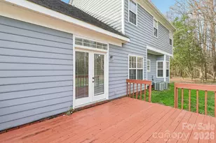 7334 Reynard Ln, Charlotte, NC 28215 - Photo 30