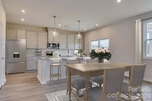 4200 Vis Pne Dr, Charlotte, NC 28215 - Photo 8