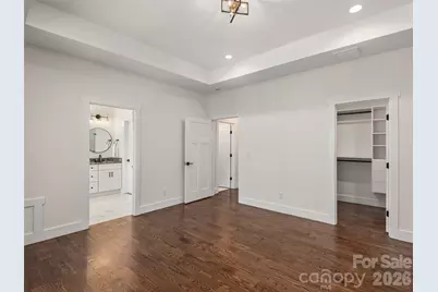 399 Crystal Heights Drive, Hendersonville, NC 28739 - Photo 16