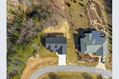 399 Crystal Heights Drive, Hendersonville, NC 28739 - Photo 26