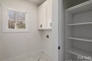 399 Crystal Heights Dr, Hendersonville, NC 28739 - Photo 12