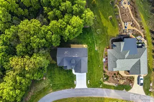 399 Crystal Heights Dr, Hendersonville, NC 28739 - Photo 26