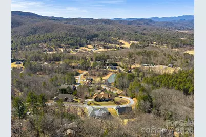 399 Crystal Heights Drive, Hendersonville, NC 28739 - Photo 28