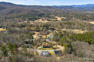 399 Crystal Heights Dr, Hendersonville, NC 28739 - Photo 28