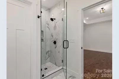 399 Crystal Heights Drive, Hendersonville, NC 28739 - Photo 18