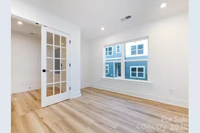 7022 Impulse Court, Charlotte, NC 28205 - Photo 6