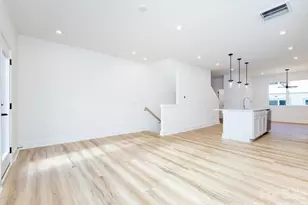 7022 Impulse Ct, Charlotte, NC 28205 - Photo 10