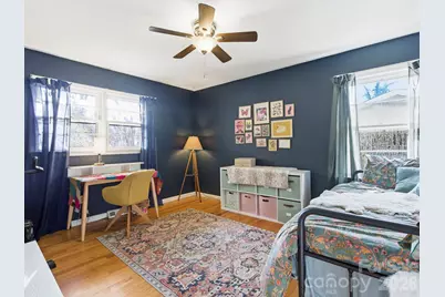 203 Moody Street, Hendersonville, NC 28739 - Photo 8