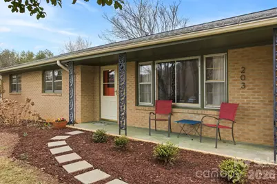 203 Moody Street, Hendersonville, NC 28739 - Photo 28