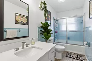 203 Moody St, Hendersonville, NC 28739 - Photo 26