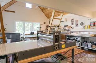 15 Wolfe Cove Rd, Asheville, NC 28804 - Photo 26