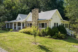15 Wolfe Cove Rd, Asheville, NC 28804 - Photo 2