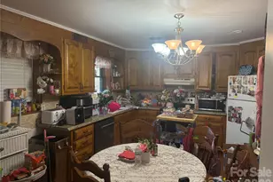 31 Walker Rd, Columbus, NC 28722 - Photo 8