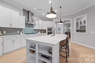 5691 Regal Wy, Fort Mill, SC 29707 - Photo 14