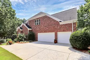 13824 Glen Abbey Dr, Charlotte, NC 28278 - Photo 2