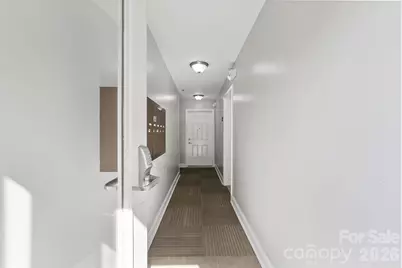 600 N Skyloft Drive #202, Asheville, NC 28801 - Photo 4