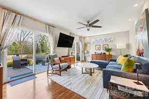 1804 Dearmon Dr, Charlotte, NC 28205 - Photo 12