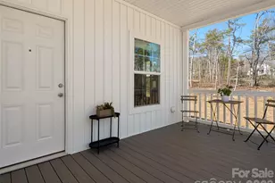 18 Eagle Dr, Hendersonville, NC 28792 - Photo 2
