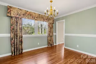 6306 Wheeler Dr, Charlotte, NC 28211 - Photo 8