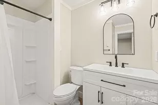 300 Lakewood Dr, Gastonia, NC 28056 - Photo 22