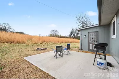 300 Lakewood Drive, Gastonia, NC 28056 - Photo 32