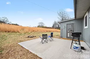 300 Lakewood Dr, Gastonia, NC 28056 - Photo 32