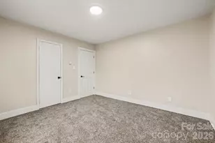 300 Lakewood Dr, Gastonia, NC 28056 - Photo 30