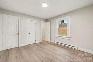 300 Lakewood Dr, Gastonia, NC 28056 - Photo 20