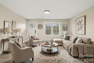 300 Lakewood Dr, Gastonia, NC 28056 - Photo 8