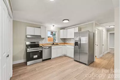 300 Lakewood Drive, Gastonia, NC 28056 - Photo 12