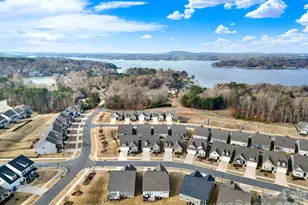 18033 Grey Mossrun Dr, Charlotte, NC 28278 - Photo 34